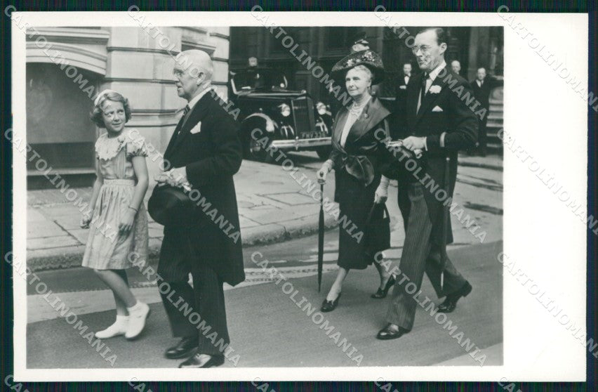 Royalty Netherlands Bernhard Van Lippe Biesterfeld Irene RPPC postcard KS9590 – fronte