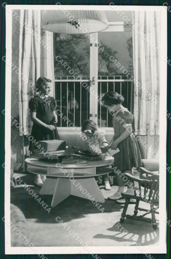 Royalty Netherlands Irene Marijke Christina Margriet RPPC postcard KS9601 – fronte