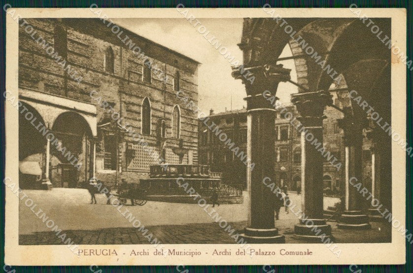Perugia Città Municipio cartolina KV1578 – fronte