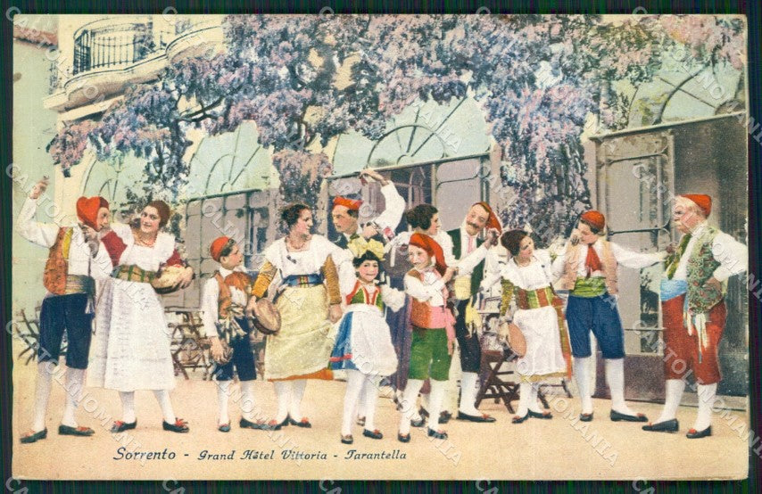 Napoli Sorrento Costumi cartolina KV2628 – fronte