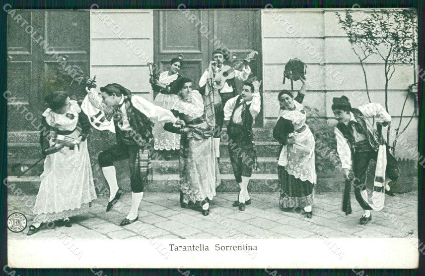 Napoli Sorrento Costumi cartolina KV2656 – fronte