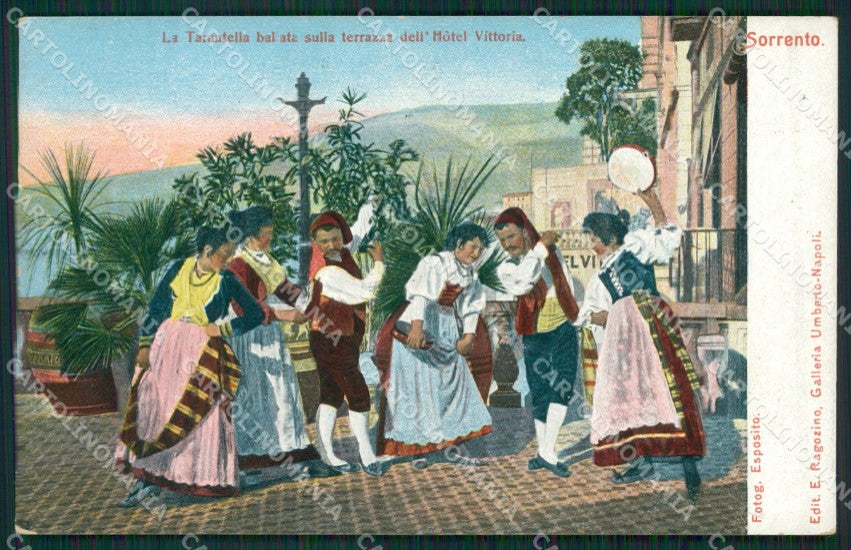 Napoli Sorrento Costumi cartolina KV2675 – fronte