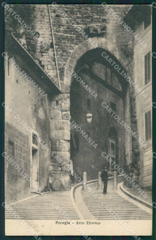 Perugia Città PIEGA cartolina KV3271 – fronte