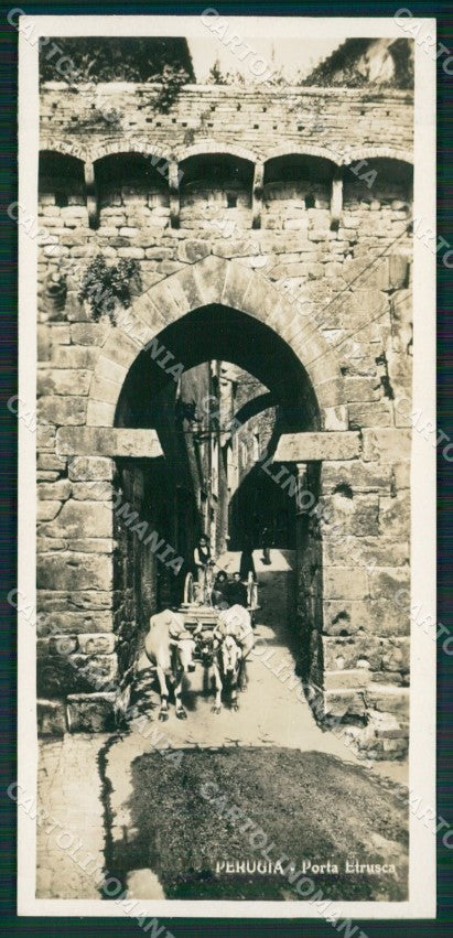 Perugia Città Porta Etrusca Foto Mini cartolina KV3920 – fronte