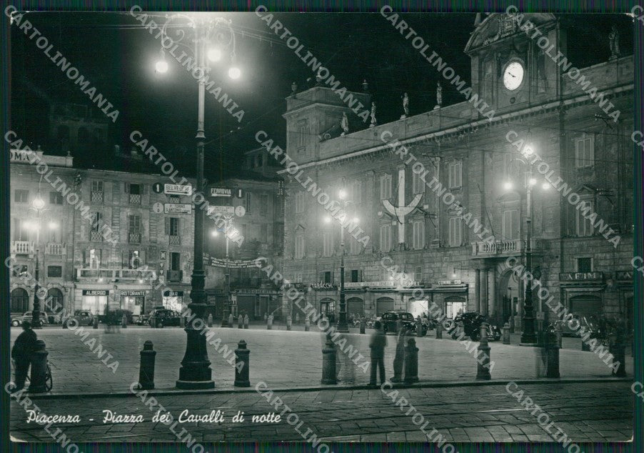 Piacenza Città Foto FG cartolina KV6974 – fronte