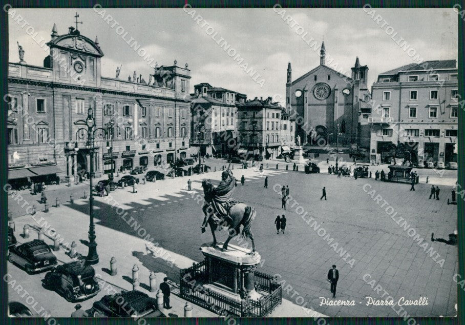 Piacenza Città Auto Foto FG cartolina KV7006 – fronte
