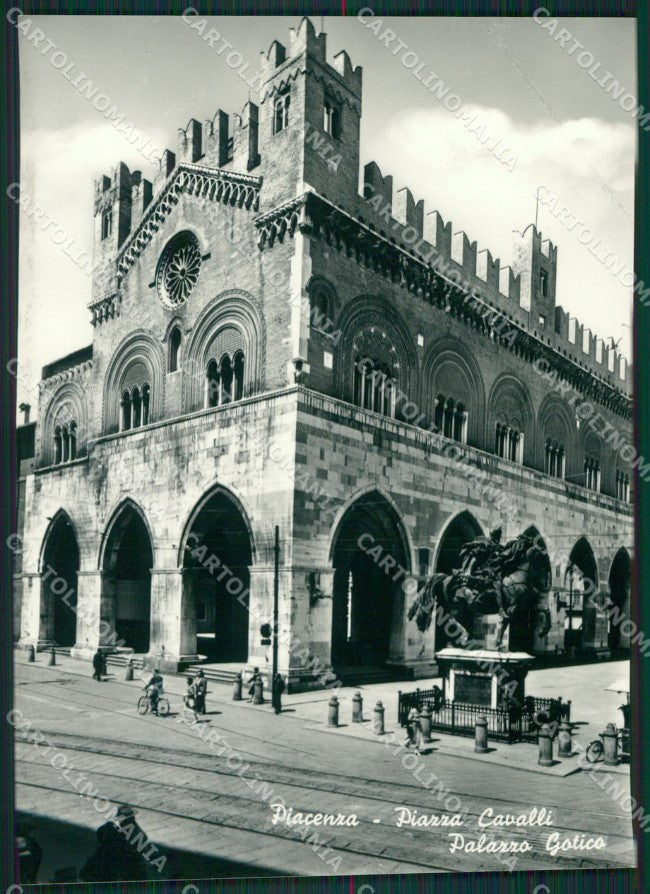 Piacenza Città Foto FG cartolina KV7021 – fronte