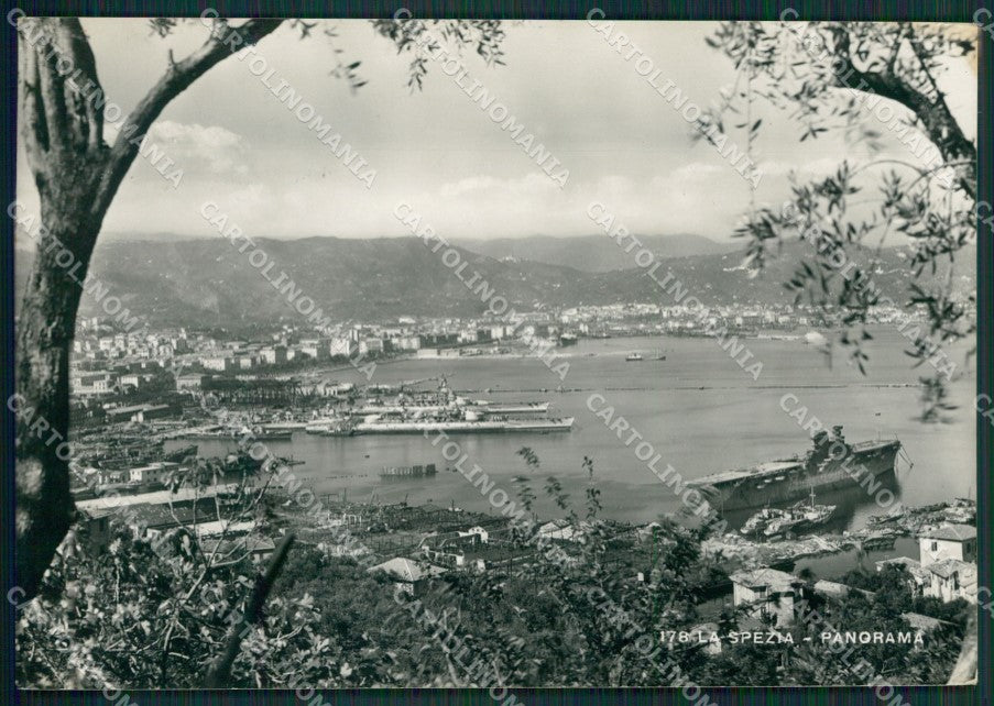 La Spezia Citta Navi PIEGA Foto FG cartolina KV7494 – fronte