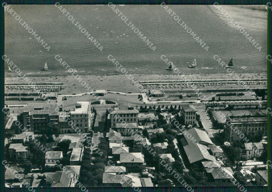 Rimini Riccione Foto FG cartolina KV7888 – fronte