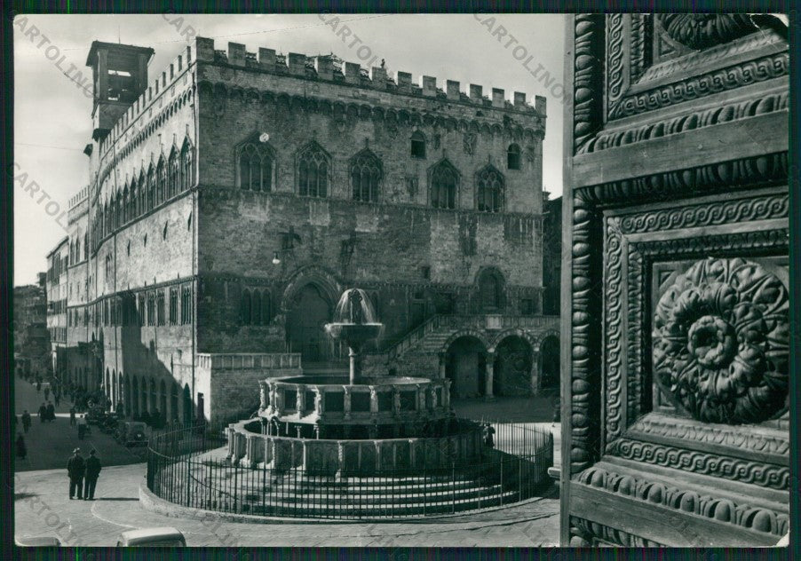 Perugia Città Comune Fontana PIEGHINA Foto FG cartolina KV8453 – fronte