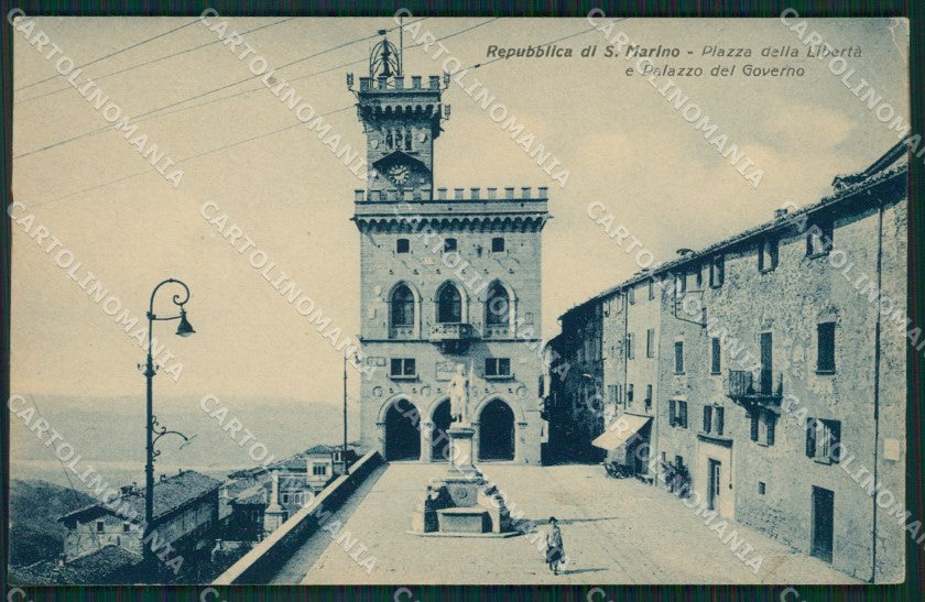 San Marino Palazzo del Governo PIEGHINA cartolina MQ5388 – fronte