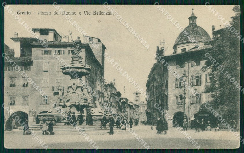 Trento città Piazza Duomo SCOLLATA cartolina MT1319 – fronte
