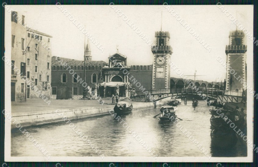 Venezia città Arsenale Gondole cartolina MT1697 – fronte