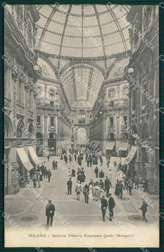 Milano città Galleria Vittorio Emanuele cartolina MT2053 – fronte
