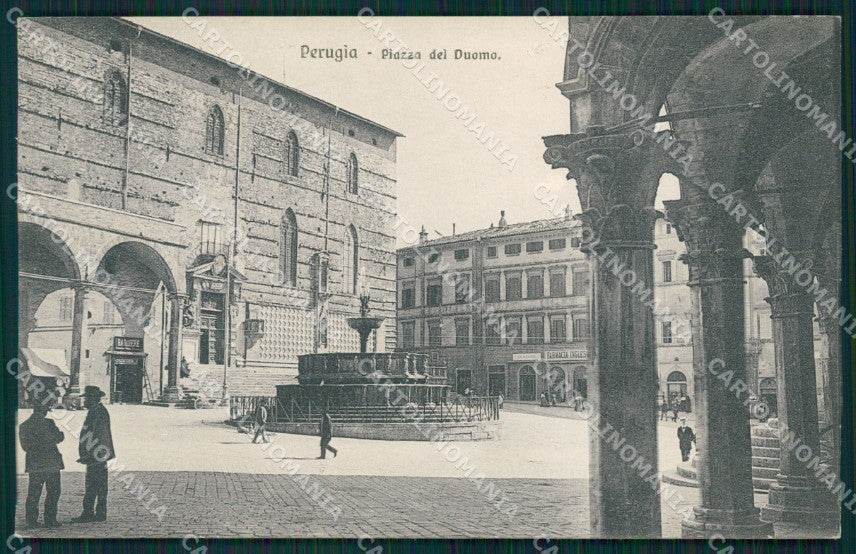Perugia città Piazza Duomo cartolina MT2322 – fronte