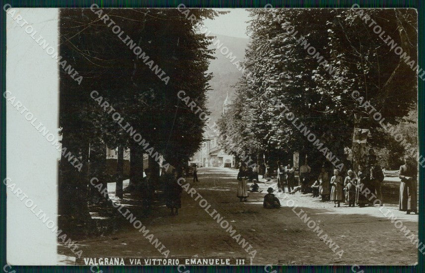 Cuneo Valgrana Via Vittorio Emanuele III Salomone PIEGHINE Foto cartolina MT6188 – fronte