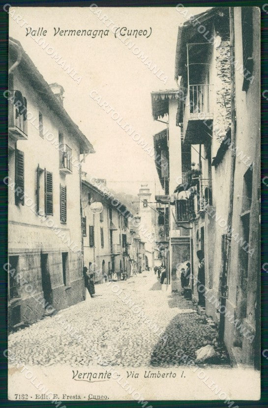 Cuneo Vernante Via Umberto I PIEGATA cartolina MT6688 – fronte