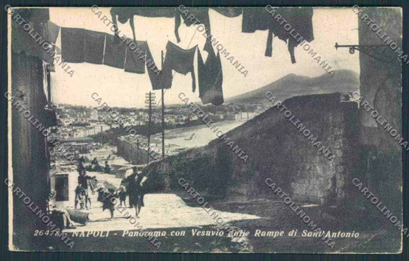 Napoli città SCOLLATA cartolina MV8292 – fronte