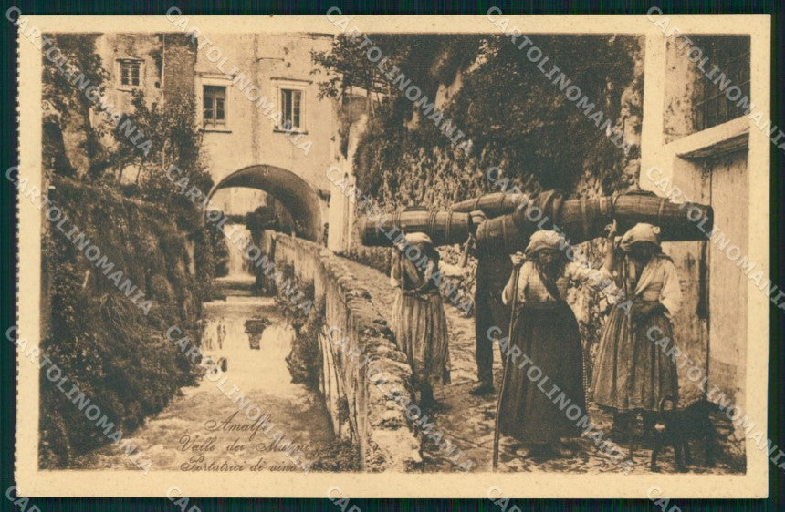 Salerno Amalfi Valle dei Mulini Portatrici di Vino Costumi cartolina MX1289 – fronte