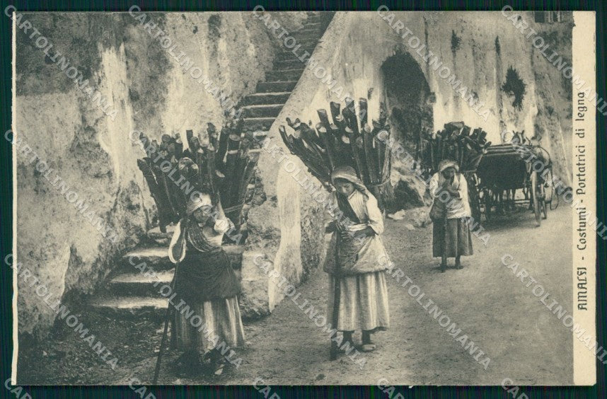 Salerno Amalfi Valle dei Mulini Portatrici Legna Costumi cartolina MX1296 – fronte