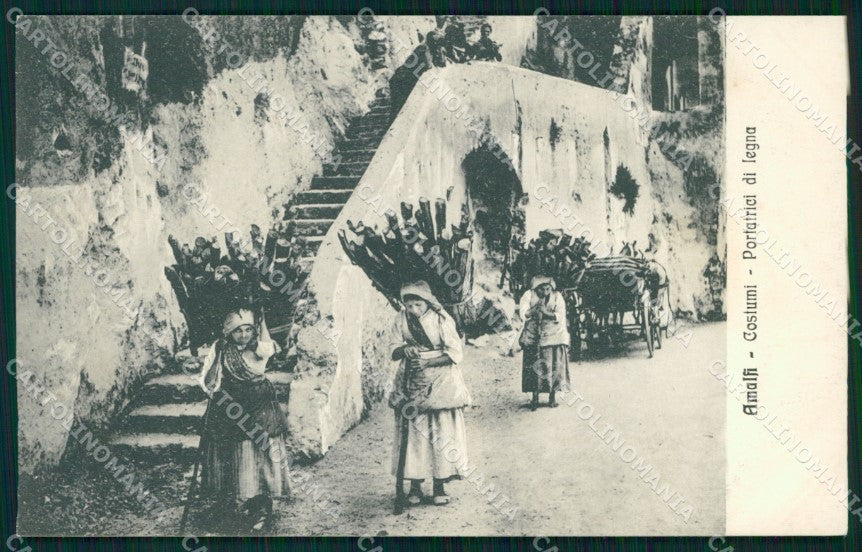 Salerno Amalfi Valle dei Mulini Portatrici Legna Costumi cartolina MX1305 – fronte