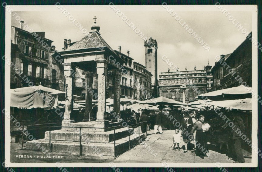 Verona Città Piazza Erbe Mercato Foto cartolina MX1616 – fronte