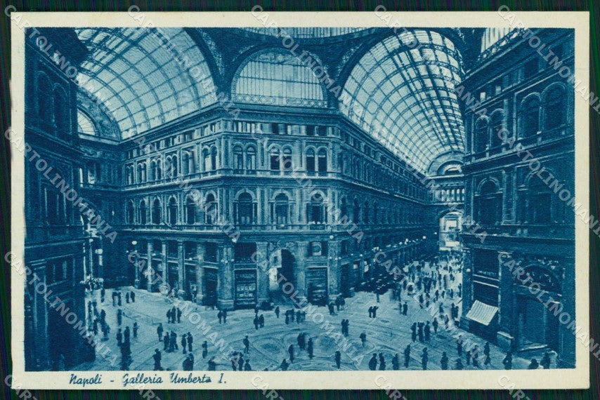 Napoli Città Galleria Umberto I cartolina MX4657 – fronte