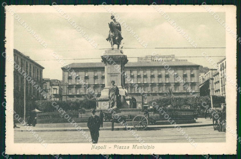 Napoli Città Piazza Municipio Brunner 8485 cartolina MX4768 – fronte