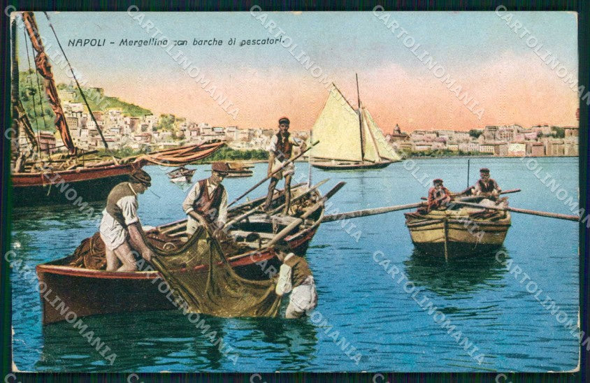 Napoli Città Mergellina Barche di Pescatori Mestieri cartolina MX4892 – fronte