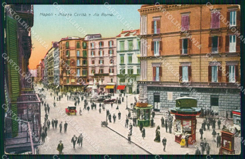 Napoli Città Piazza Carità Via Roma cartolina MX4907 – fronte