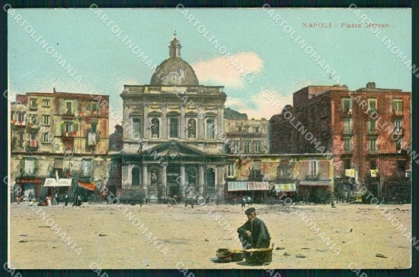 Napoli Città Piazza Mercato cartolina MX4949 – fronte