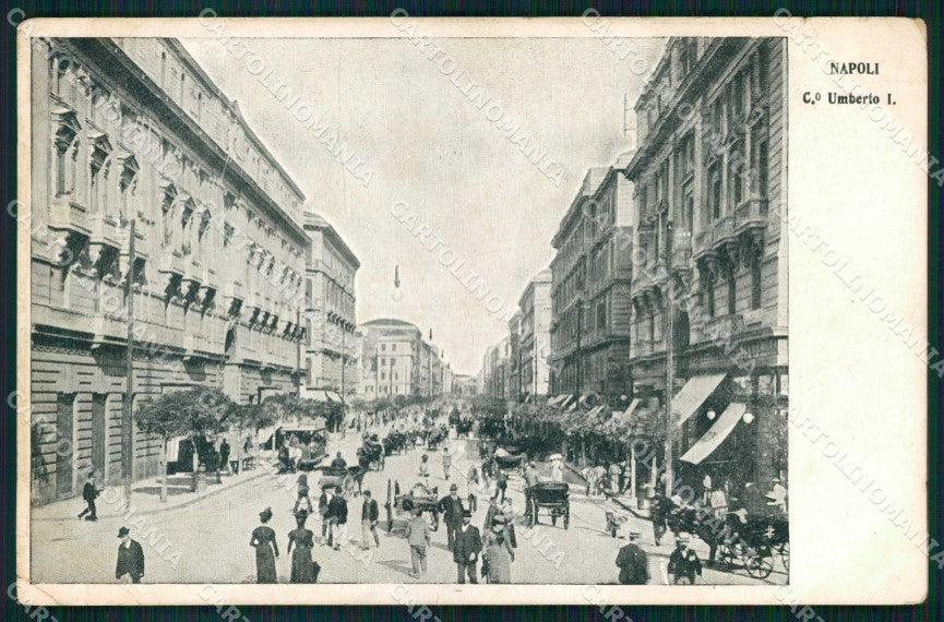 Napoli Città Corso Umberto I PIEGHINE cartolina MX4973 – fronte