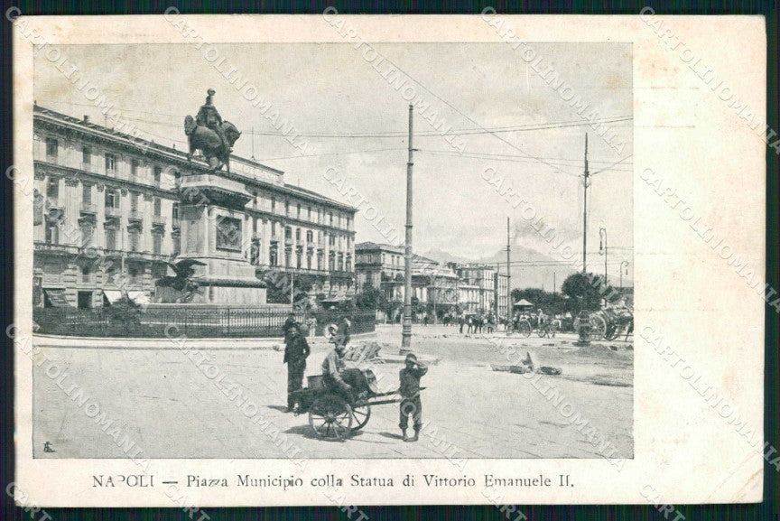 Napoli Città Monumento Vittorio Emanuele II PIEGHINE cartolina MX5041 – fronte