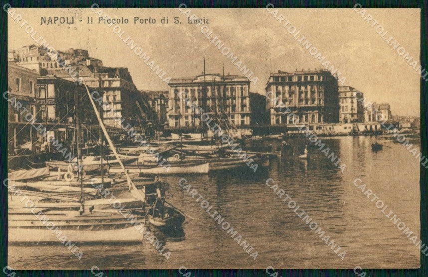 Napoli Città Santa Lucia Piccolo Porto Barche cartolina MX5221 – fronte