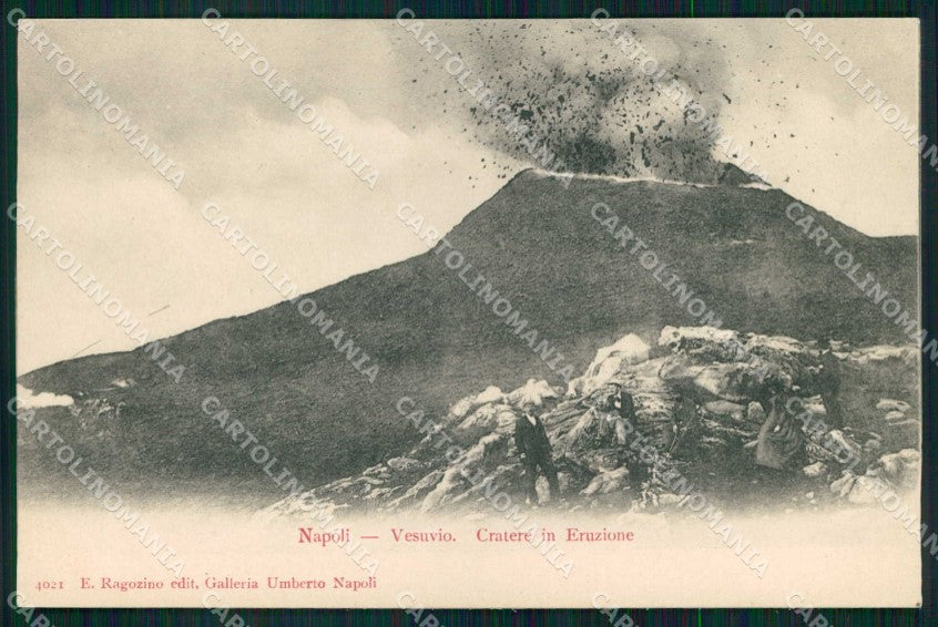 Napoli Città Vesuvio Cratere in Eruzione Ragozino 4021 cartolina MX5291 – fronte