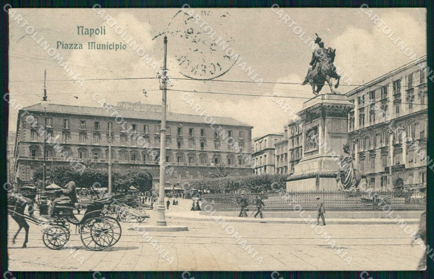 Napoli Città Piazza Municipio Ragozino 22105 PIEGHINE cartolina MX5436 – fronte