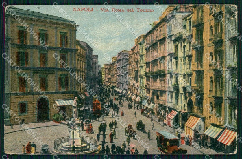 Napoli Città Via Roma Tram Toledo PIEGHINA cartolina MX5556 – fronte