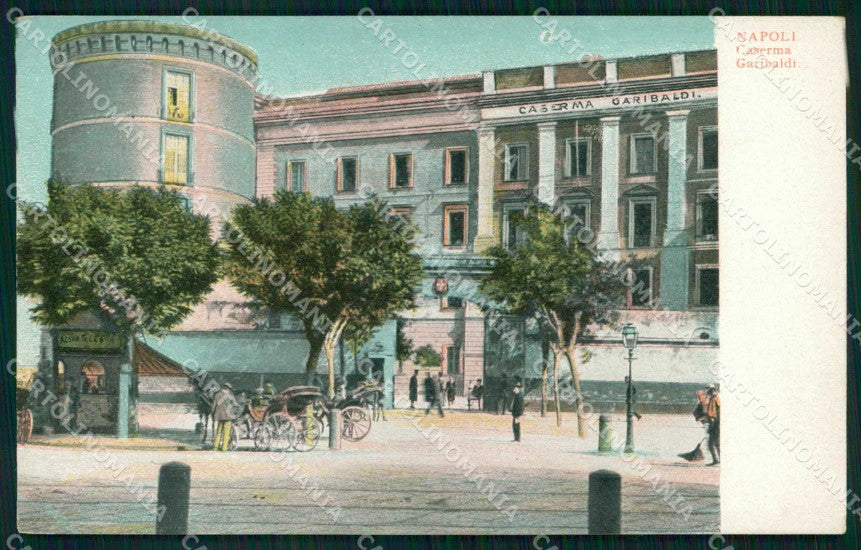 Napoli Città Caserma Garibaldi PIEGHINA cartolina MX5759 – fronte