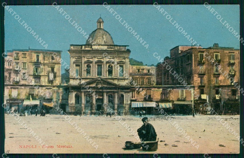 Napoli Città Piazza Mercato cartolina MX5764 – fronte