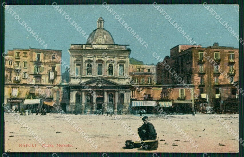 Napoli Città Piazza Mercato cartolina MX5776 – fronte