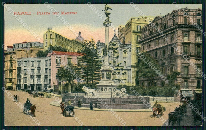 Napoli Città Piazza dei Martiri cartolina MX5782 – fronte