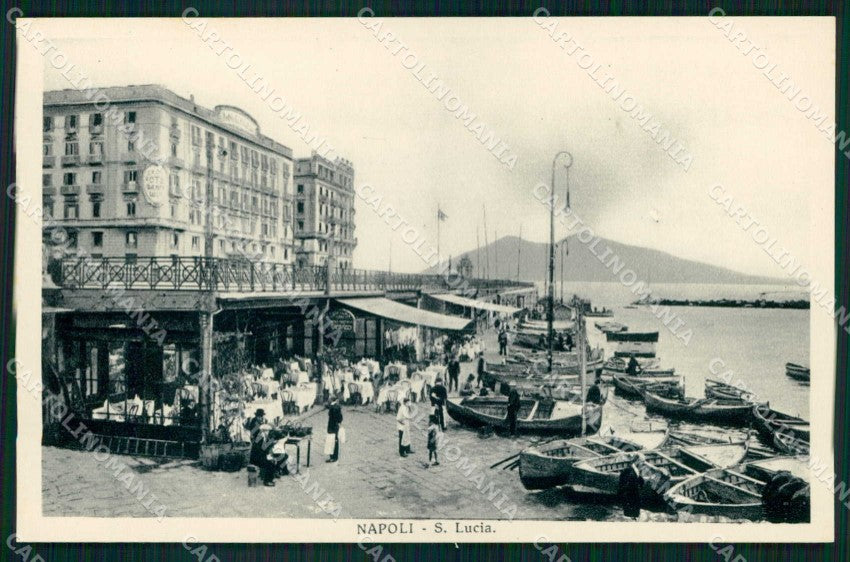 Napoli Città Strada Santa Lucia Barche Vesuvio cartolina MX5847 – fronte