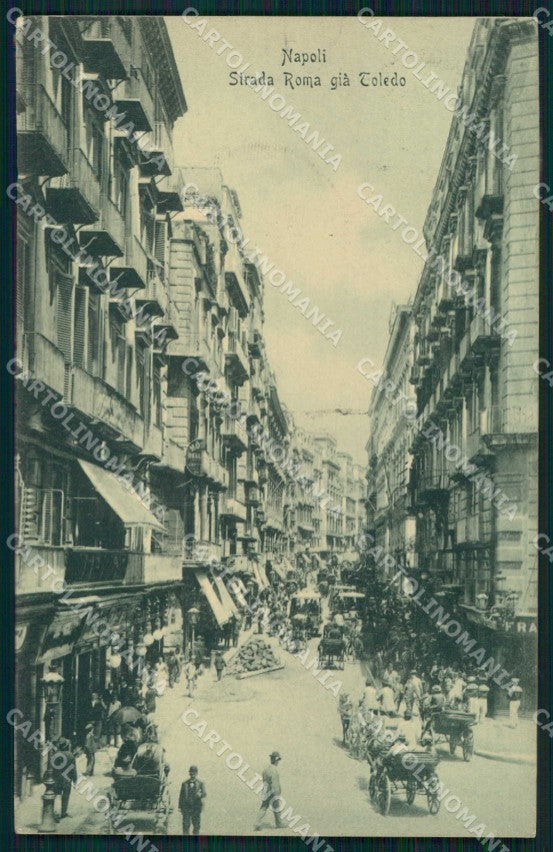 Napoli Città Strada Roma Toledo cartolina MX6063 – fronte