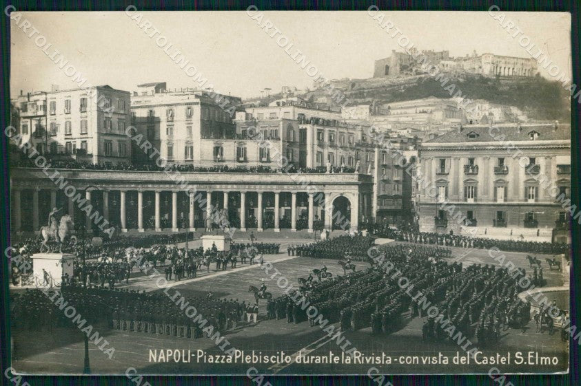 Napoli Città Rivista Militari Piazza Plebiscito Foto cartolina MX6268 – fronte