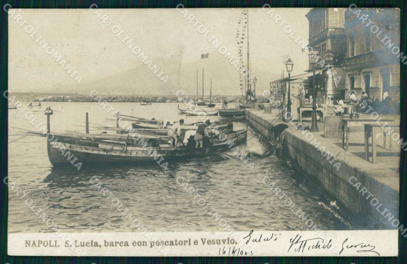 Napoli Città Santa Lucia Mestieri Pescatori Barca Vesuvio Foto cartolina MX6391 – fronte
