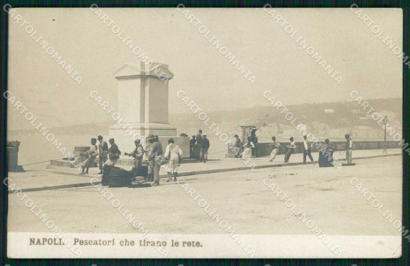 Napoli Città Mestieri Pescatori in Azione Foto cartolina MX6421 – fronte