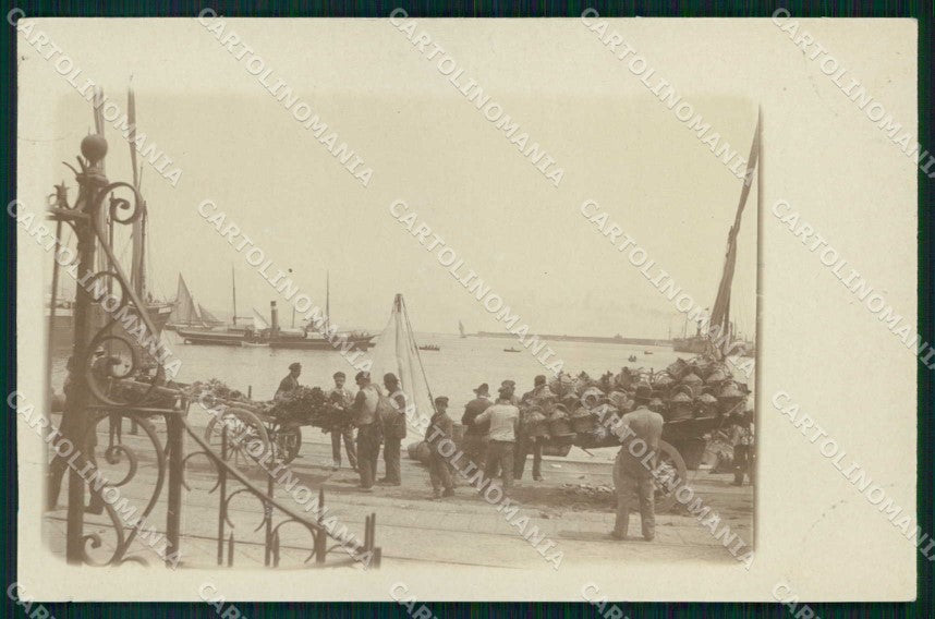 Napoli Città Porto con Barche Foto cartolina MX6579 – fronte