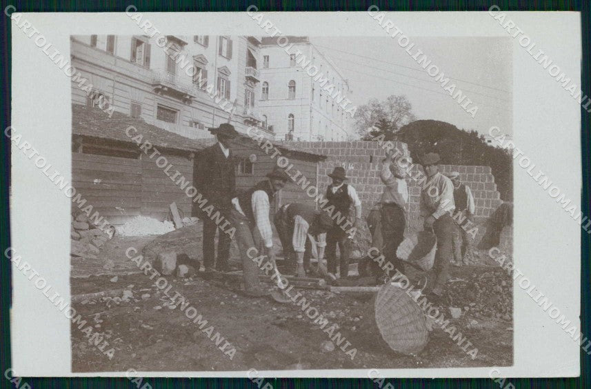 Napoli Città Mestieri Uomini con Ceste Foto cartolina MX6658 – fronte