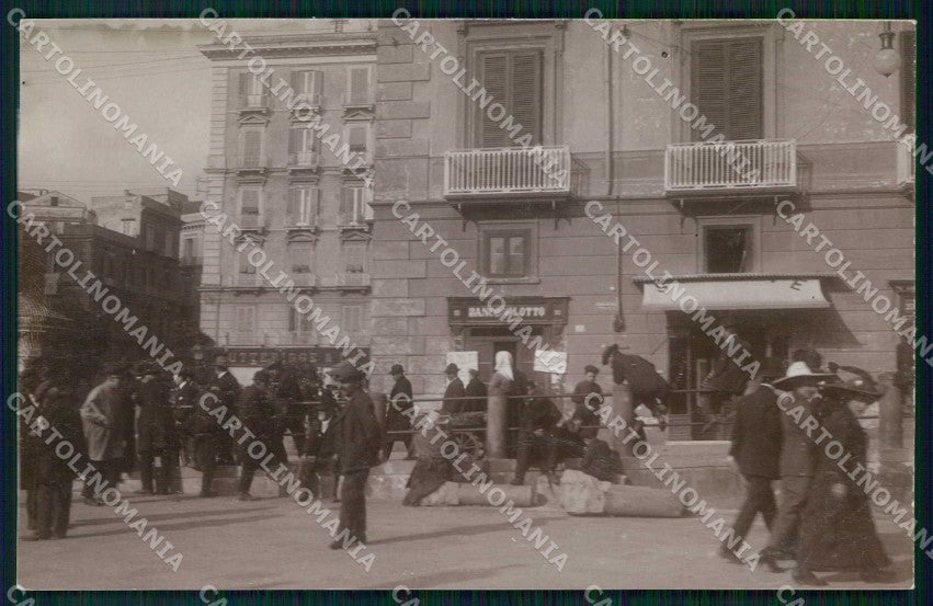 Napoli Città Piazza Dante Banco Lotto Foto cartolina MX6782 – fronte