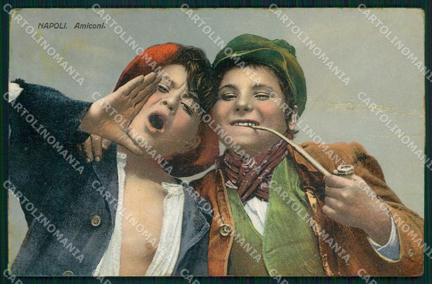 Napoli Città Costumi Amiconi PIEGHE cartolina MX6889 – fronte